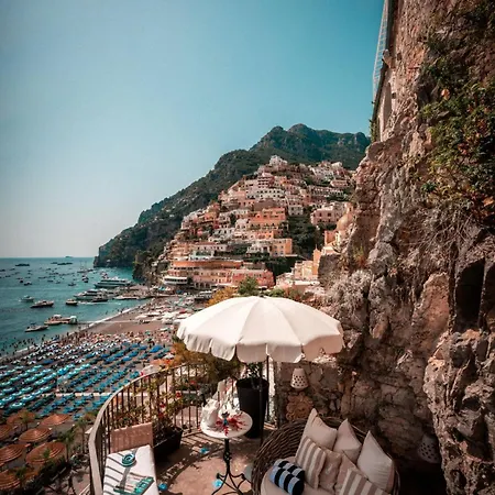 Bed & Breakfast Charming Panoramic In The Center Of Positano