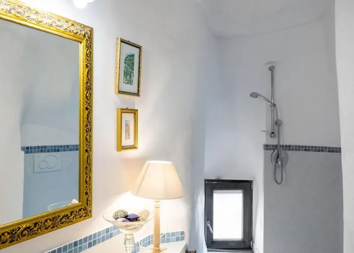 Charming Panoramic Suite In The Center Of Positano Bed & Breakfast
