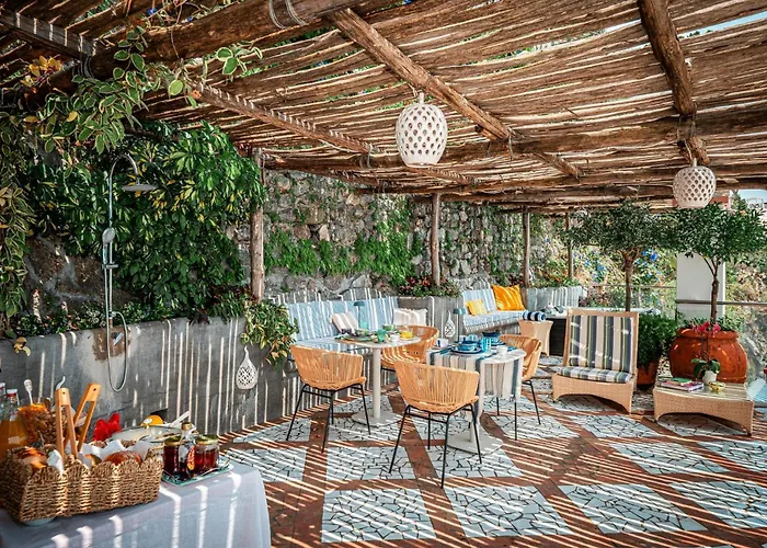Charming Panoramic In The Center Of Positano